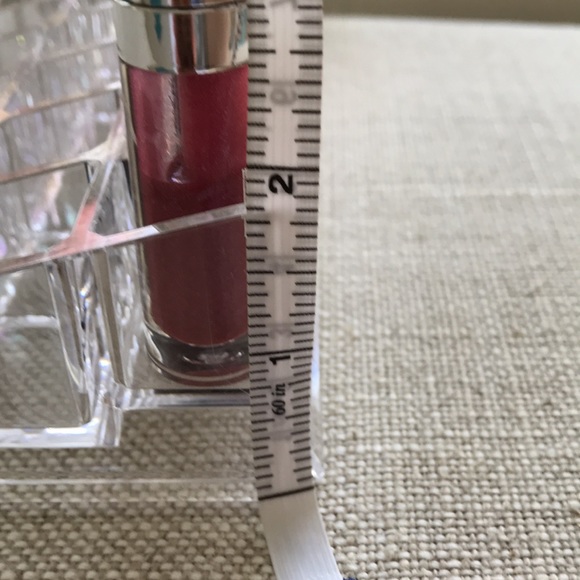 Acrylic lipstick organizer holds 24 lipsticks 💄 - Picture 12 of 13